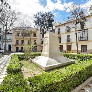 Peace, Pool & Parking At Centre Espagne