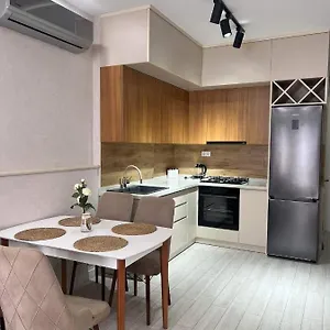 Cozy Апартаменты Батуми